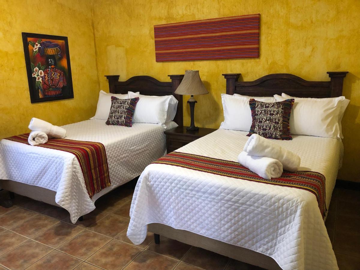 Casona Del Conquistador Antigua Bagian luar foto