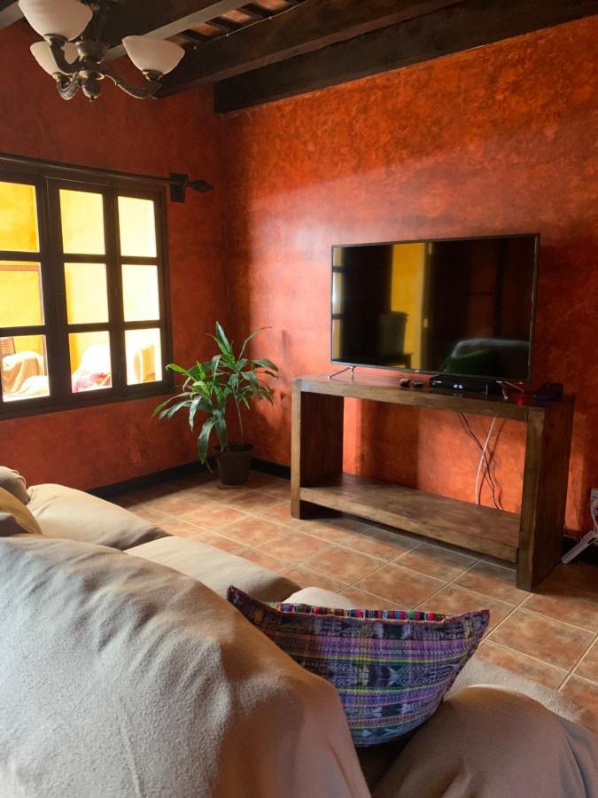 Casona Del Conquistador Antigua Bagian luar foto
