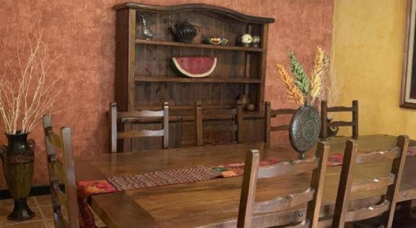 Casona Del Conquistador Antigua Bagian luar foto